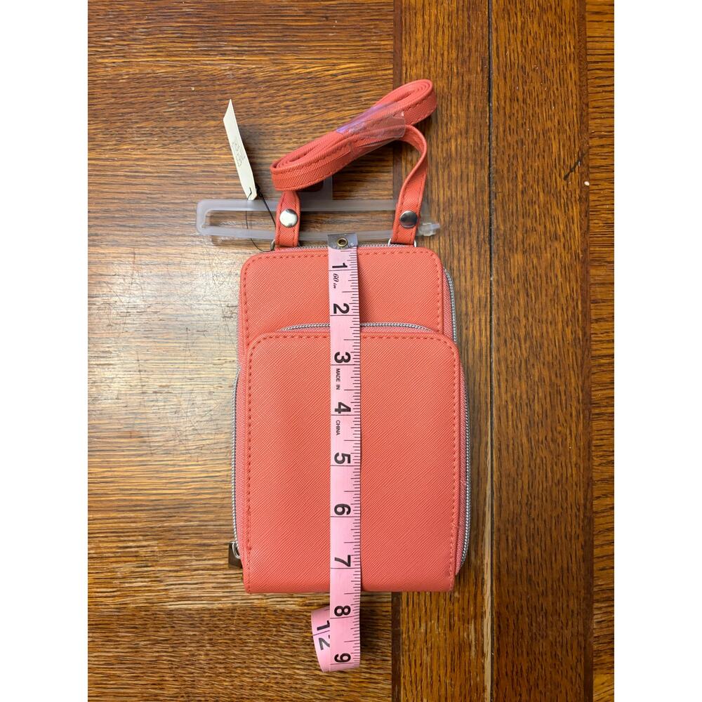 NWT Time & Tru Coral Crossbody Wallet Phone Bag Purse Organizer Zip Around - Picture 8 of 10